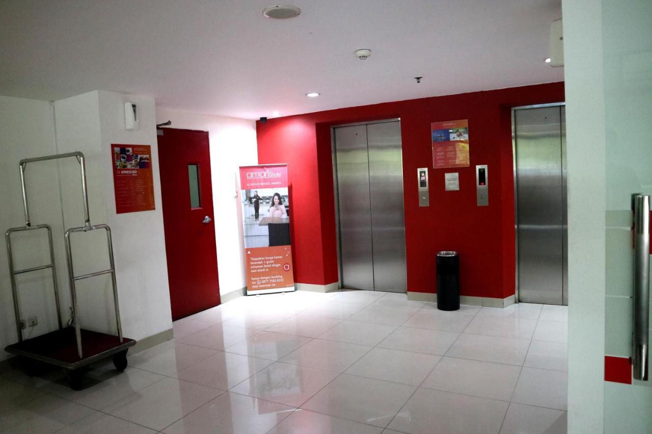 Amaris Hotel Dr. Susilo Grogol Jakarta Buitenkant foto